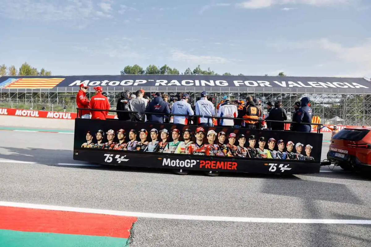 motogp racing for valencia