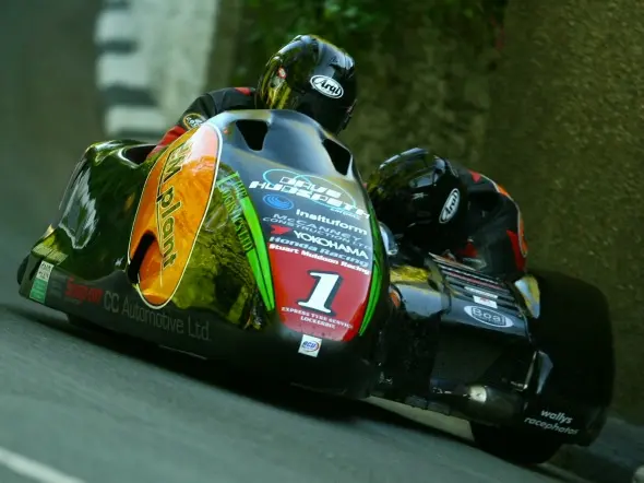 nick growe hmplant sidecar tt 2009