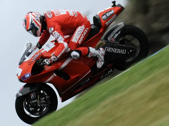nicky hayden prove1 phillip island