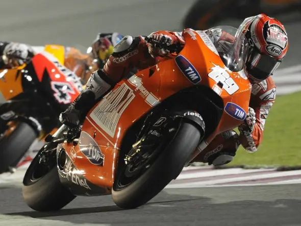 nickyhaydenlosail2010