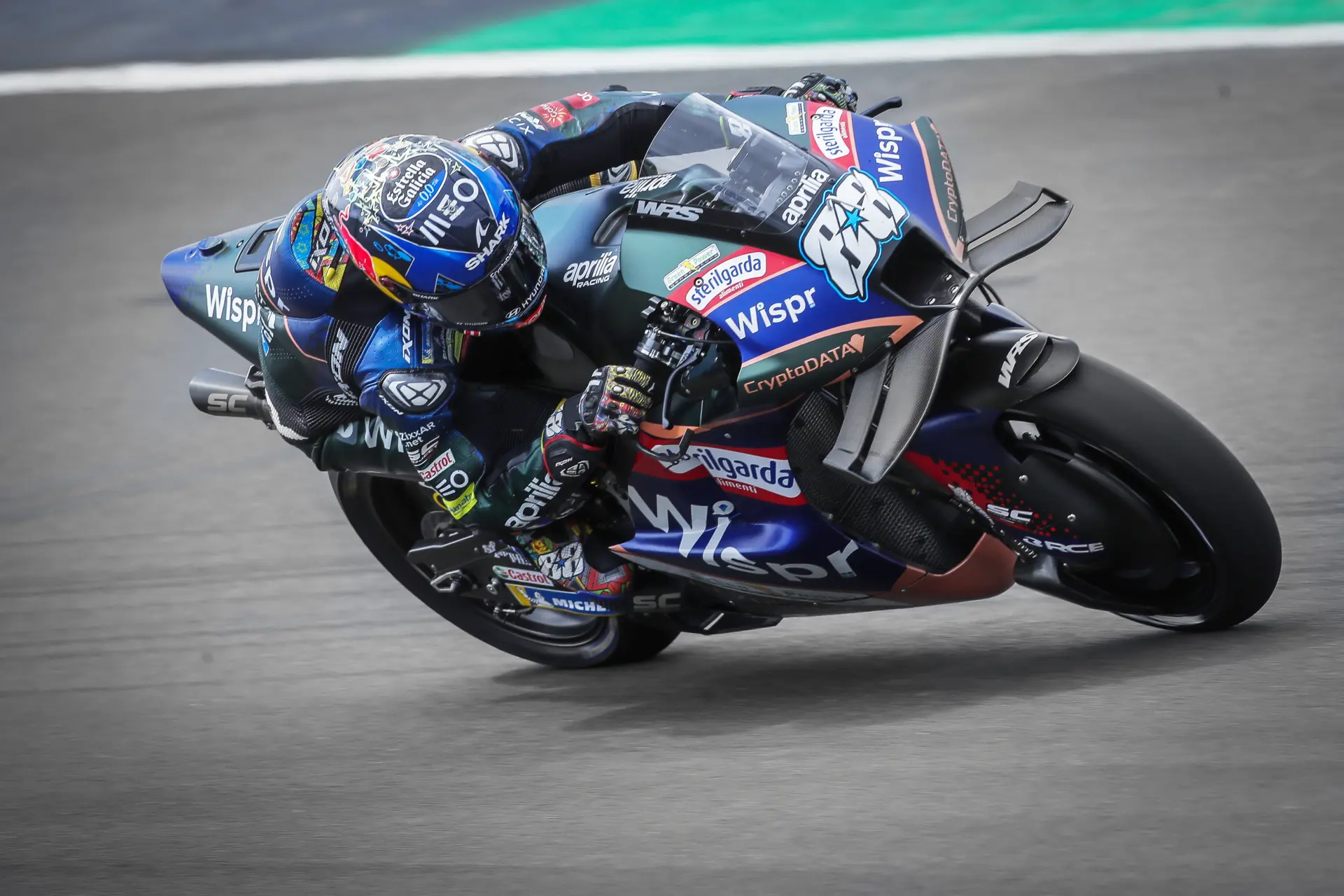 oliveira aprilia motogp silverstone