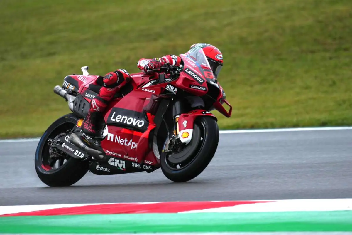 pecco bagnaia 10
