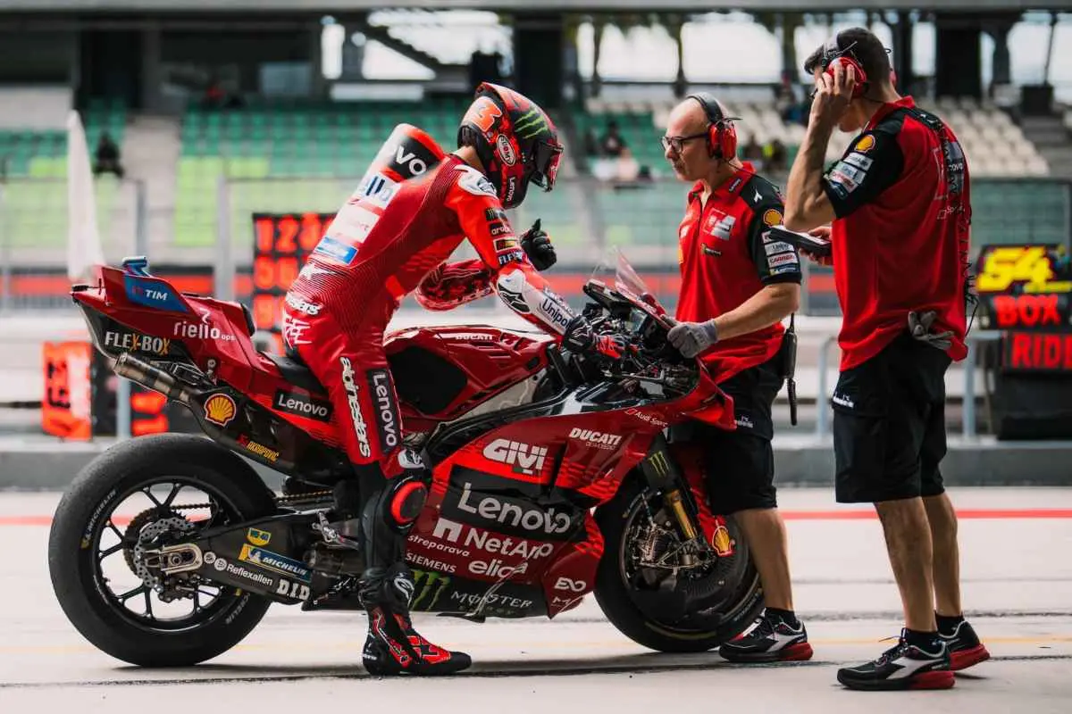 pecco bagnaia ducati test motogp