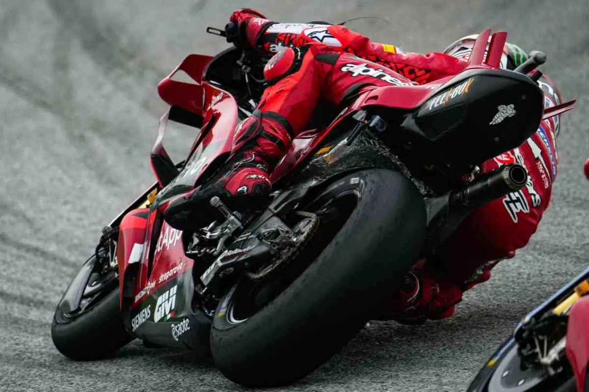 pecco bagnaia sulla ducati desmosedici