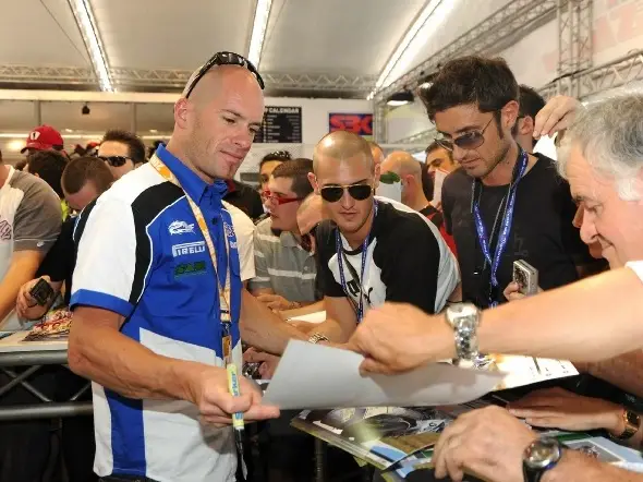 regis laconi paddock show monza