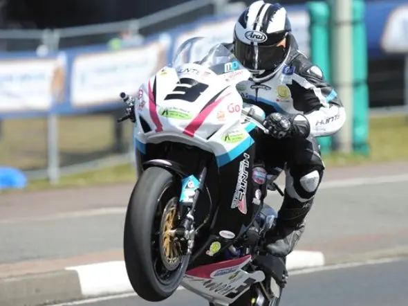 road michael dunlop honda nw200 2012