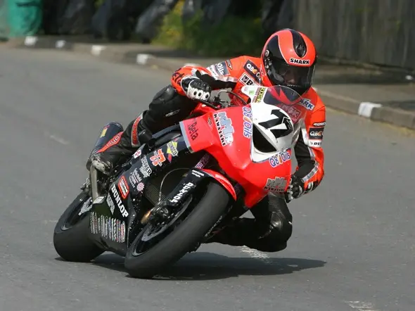 ryan farquhar kmr kawasaki road racing
