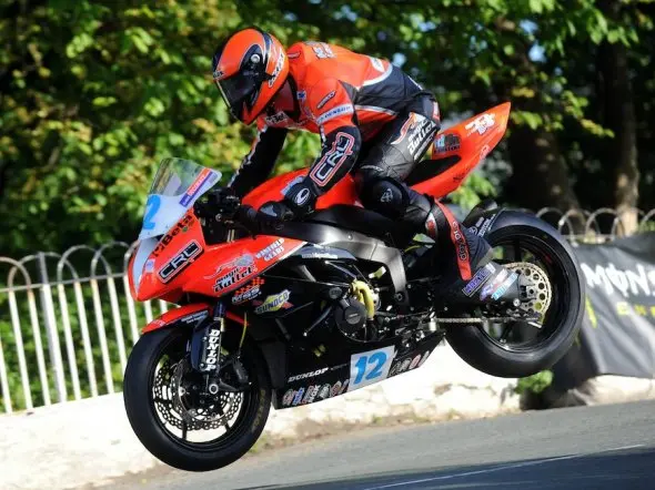 ryan farquhar tt supersport