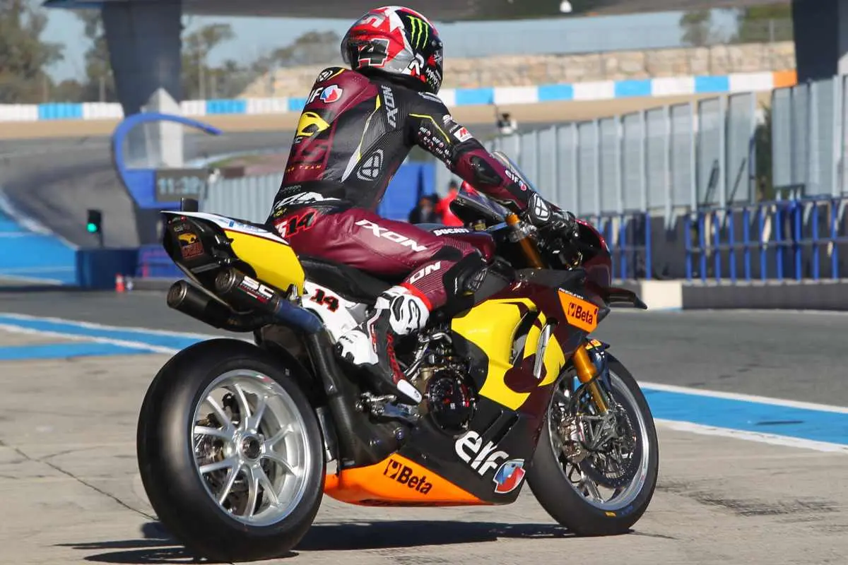 sam lowes 1