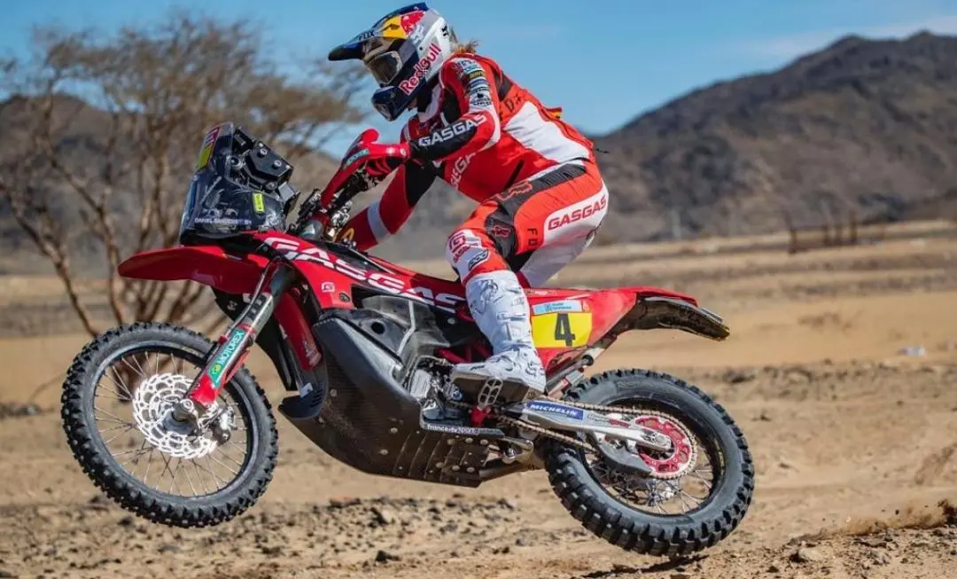 sanders dakar e1641028556388