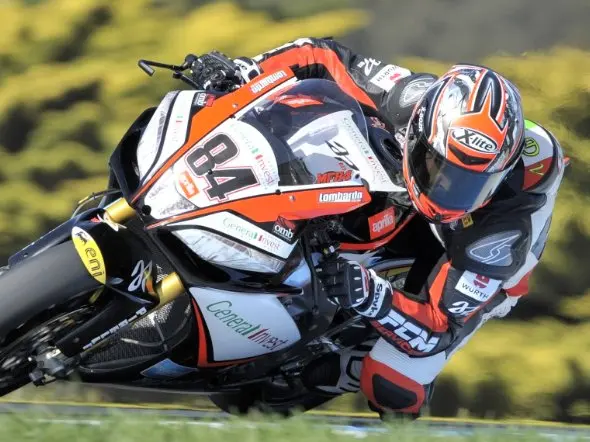 sbk qp1 phillip island 2013 1
