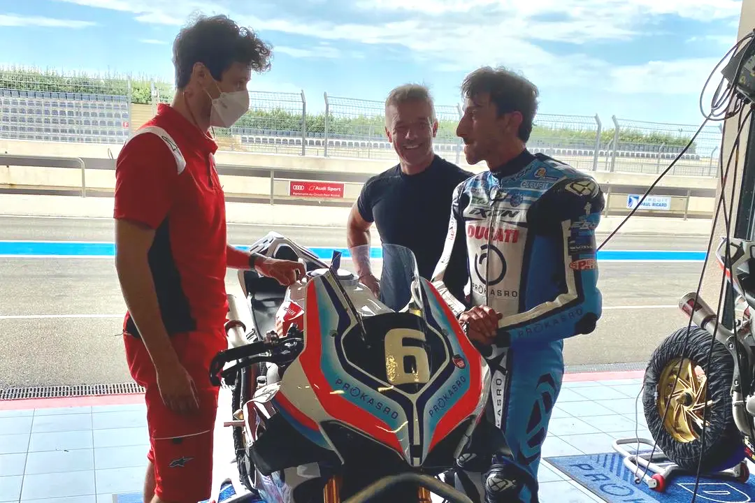 sebastien loeb erc ducati endurance v4 r