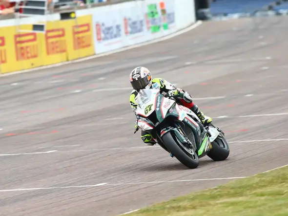 shane byrne thruxton fp 1