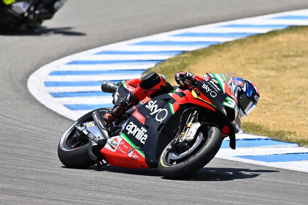 smith aprilia motogp e1595865505845