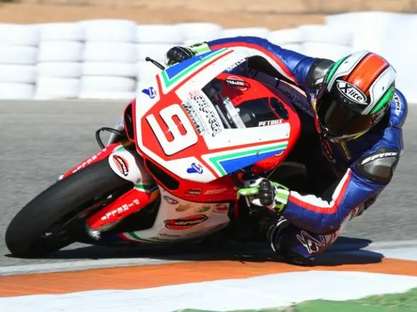 superstock 1000 danilo petrucci test cartagena 2011