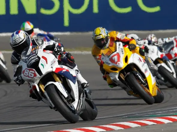 superstock1000 nurburgring badovini mahr