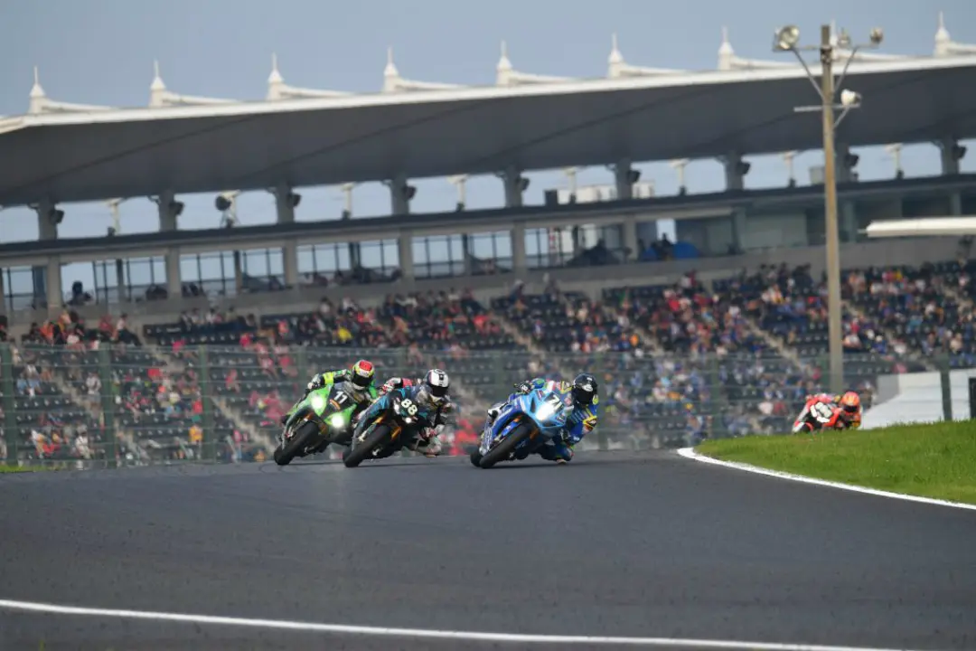 suzuka 8 hours 2019 teamkagayama motobum kawasakisrc