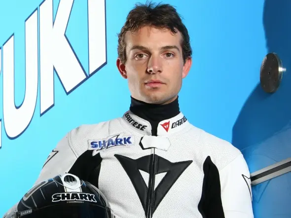 sylvain guintoli portrait crescent suzuki