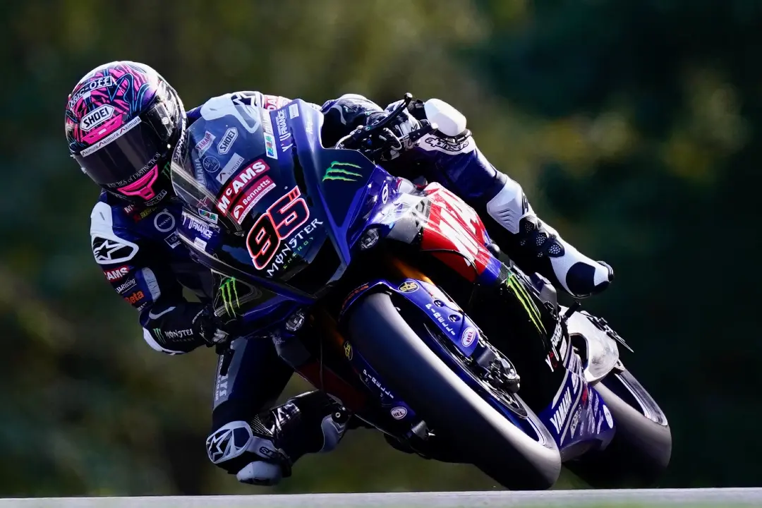 tarran mackenzie race1 brands
