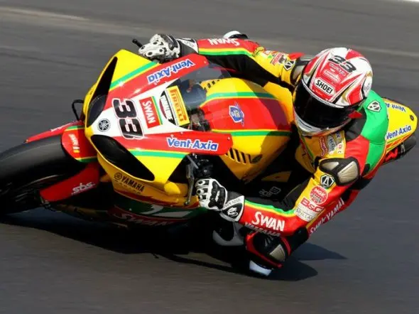 tommy hill prove2 oultonpark 2011