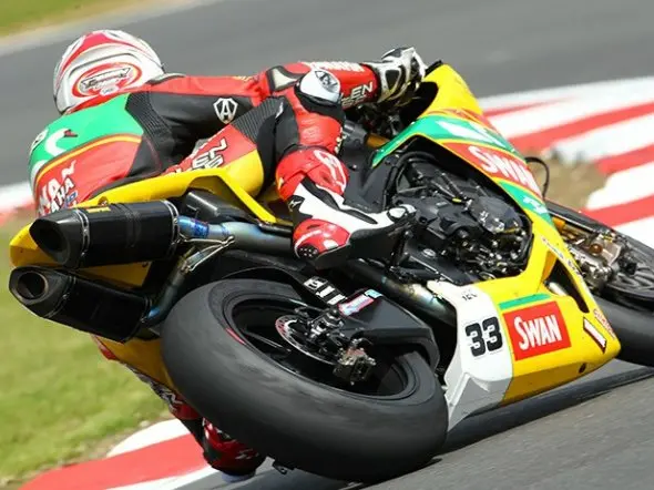 tommy hill prove2 snetterton 2011