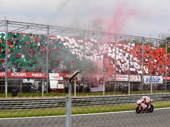 tribuna ducati wsb monza