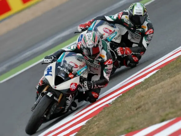 triumph daytona supersport magny cours