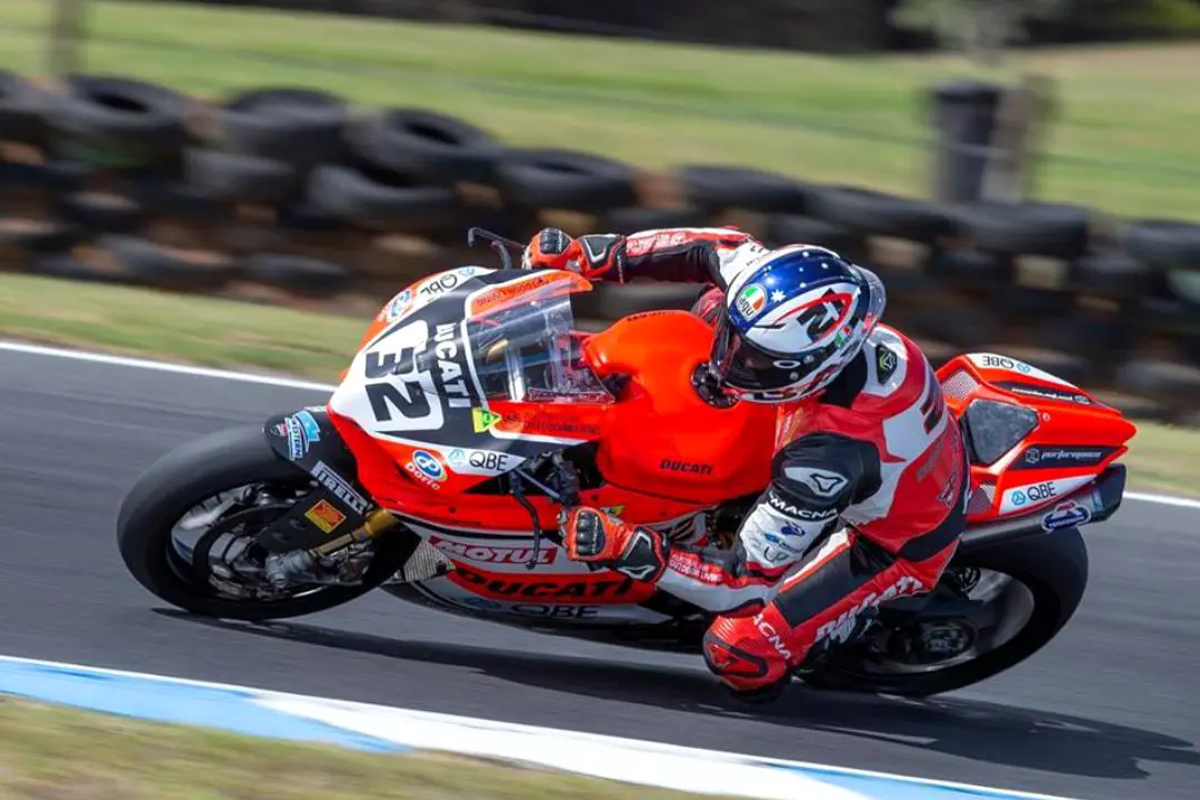 troy bayliss asbk ducati 1299 panigale fe 2019