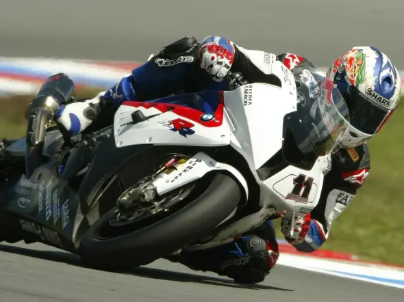 troy corser bmw s1000rr brno