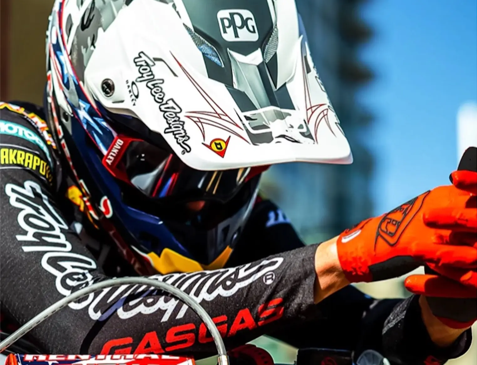 troy lee