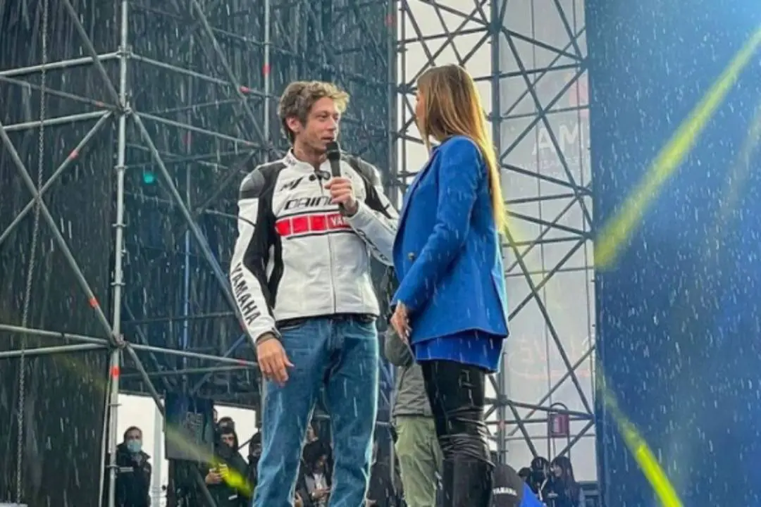 valentino rossi eicma 2021