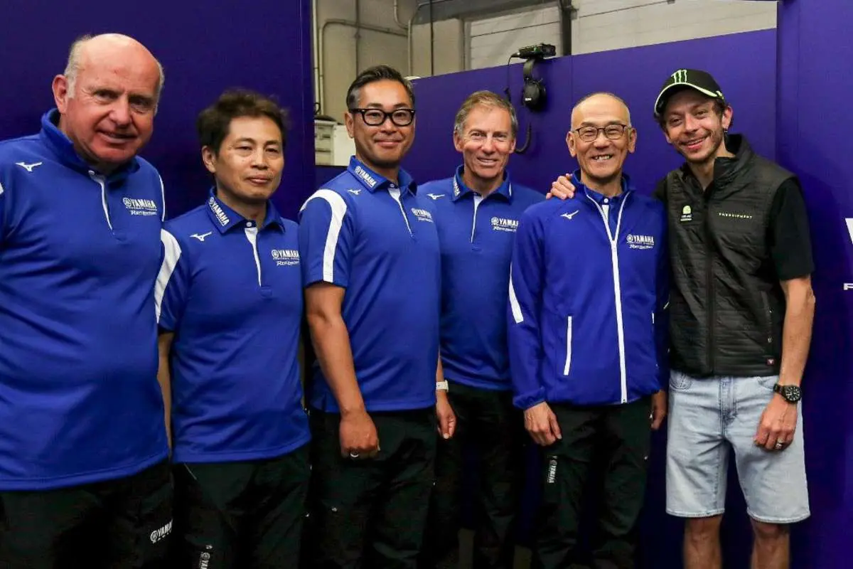 valentino rossi yamaha