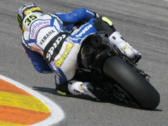 yamaha r1 crutchlow