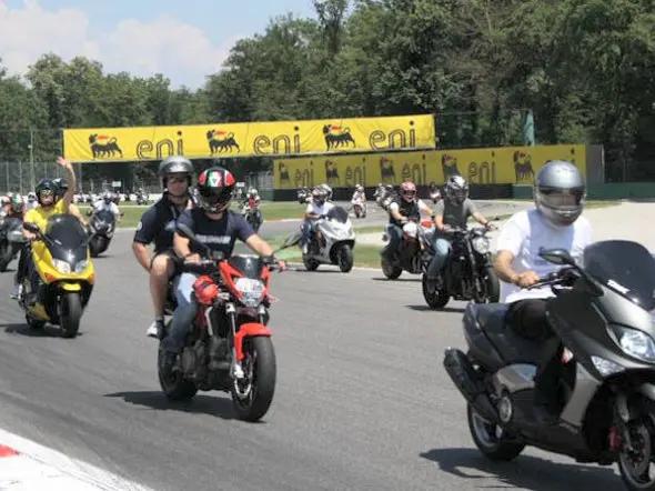 yamaha track