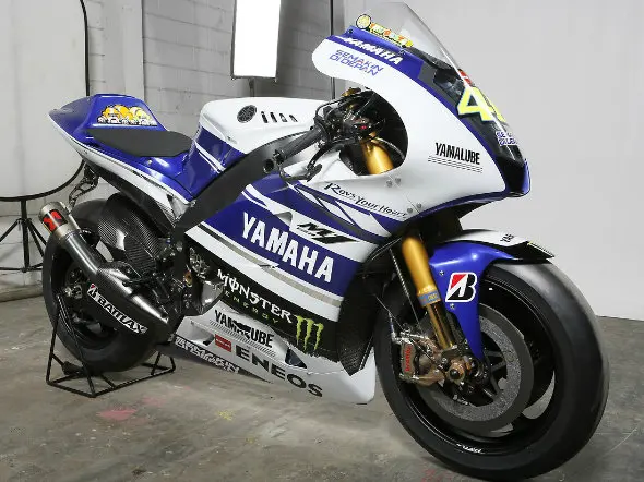 yamaha yzr m1 1000cc motogp 2014 1