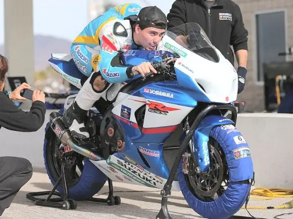 yoshimura suzuki gsxr 1000 ama superbike 2013 2