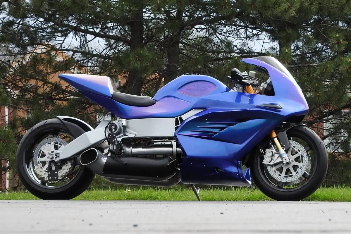 MTT 420RR