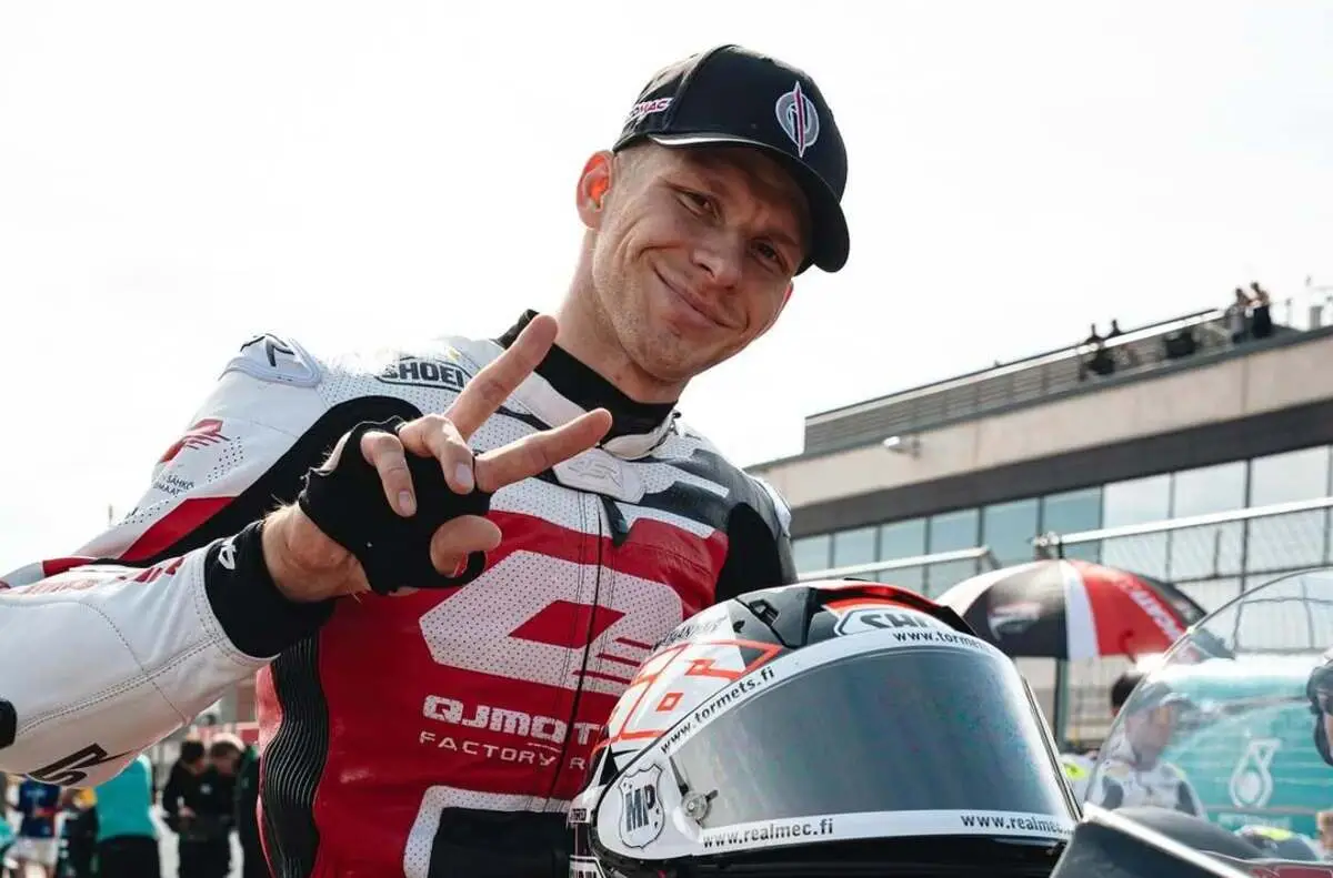 niki-tuuli-addio-motori-pompiere