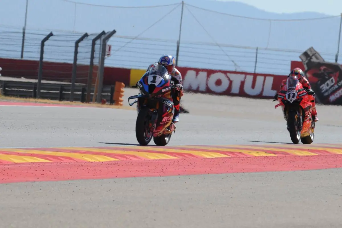 toprak razgatlioglu nicolo bulega superbike sbk aragon 1
