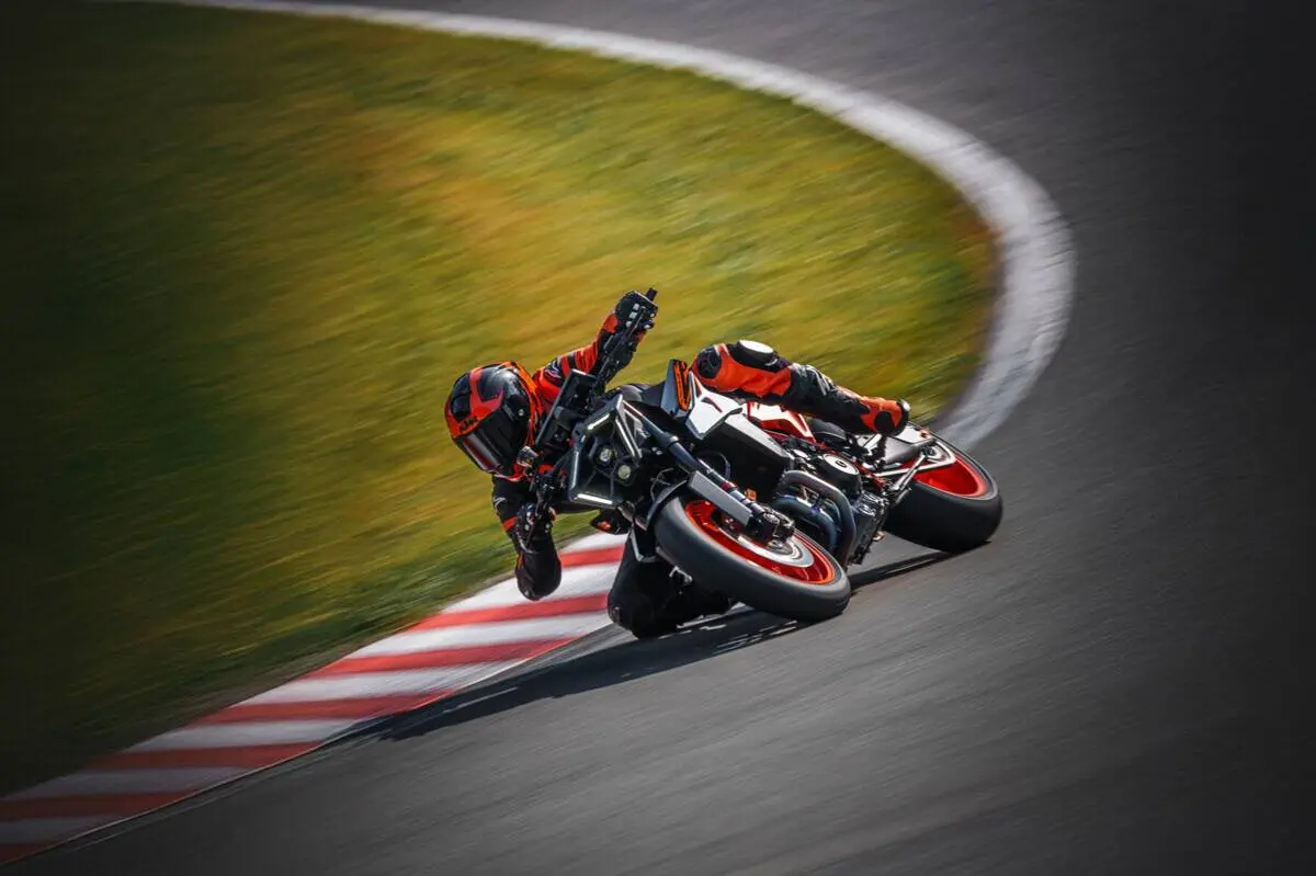 KTM 990 DUKE R_2026