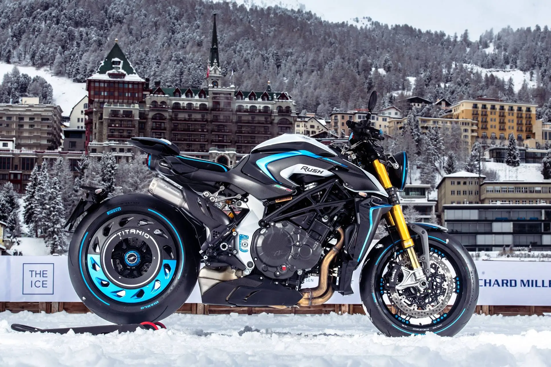 mv-agusta-rush-titanio