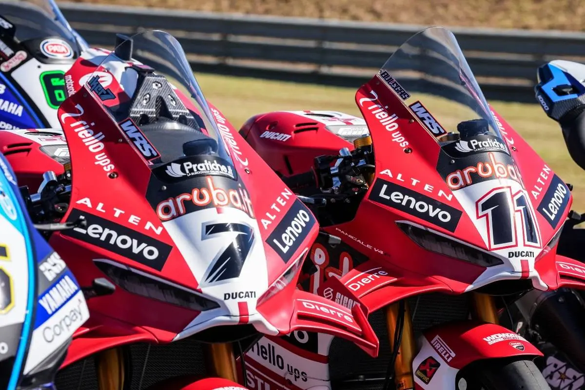 Ducati Panigale V4 R