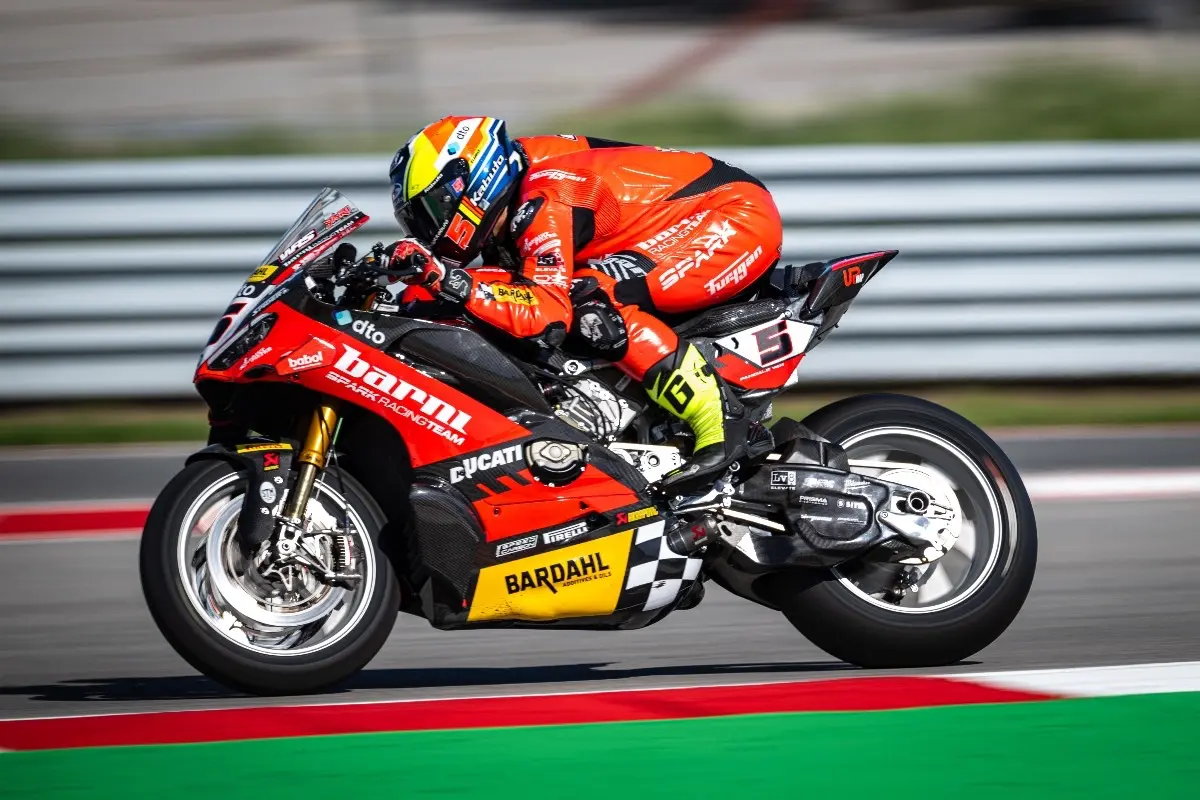Yari Montella si conferma al top nella Superbike Mondiale a Portiamo: che bel venerdi