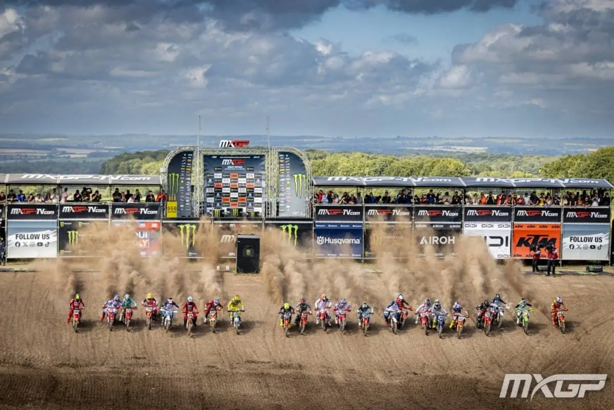 START-MOTOCROSS-GB