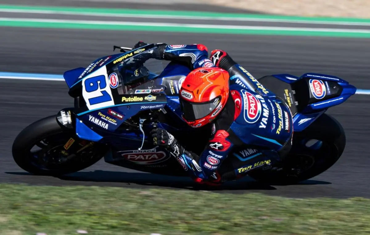 Supersport Magny Cours: Can Oncu vince gara 1