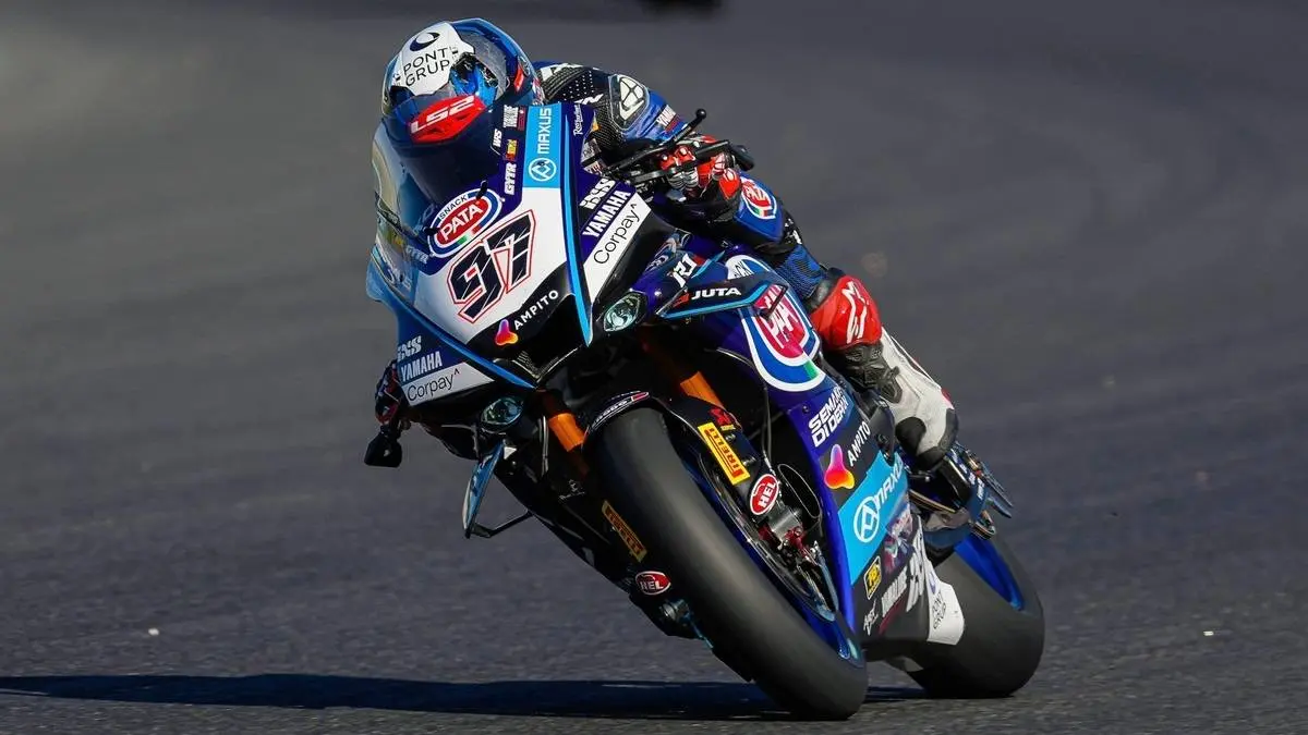 vierge-yamaha-superbike