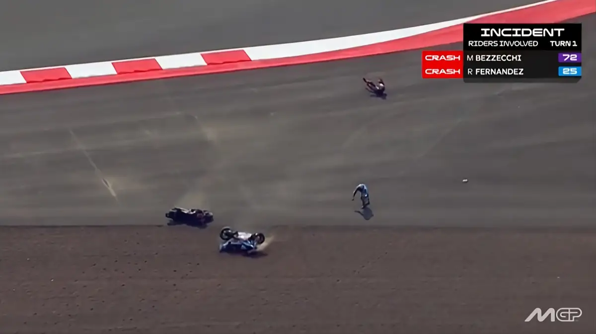 bezzecchi-fernandez-aprilia-crash-sprint
