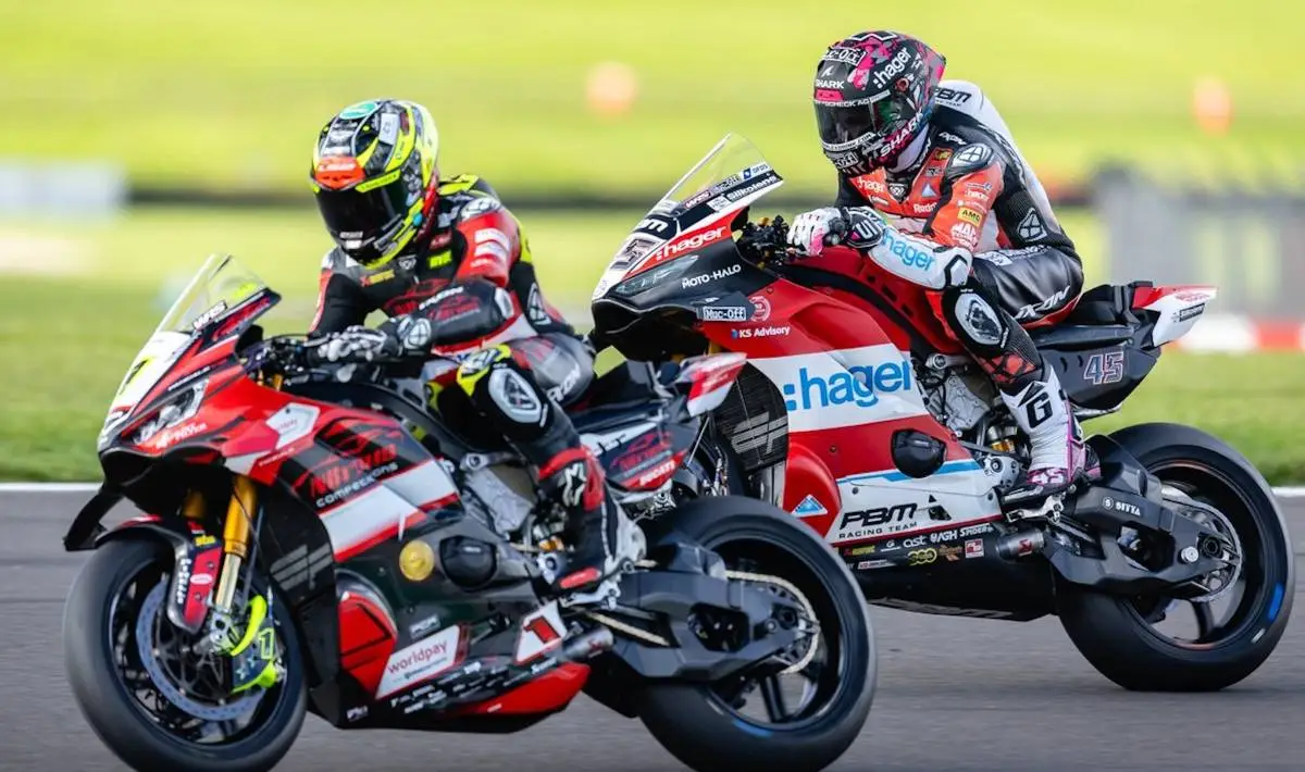 British Superbike: Ryde batte di nuovo Redding