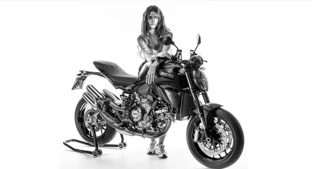 Novità: Ducati ringiovanisce il Monster