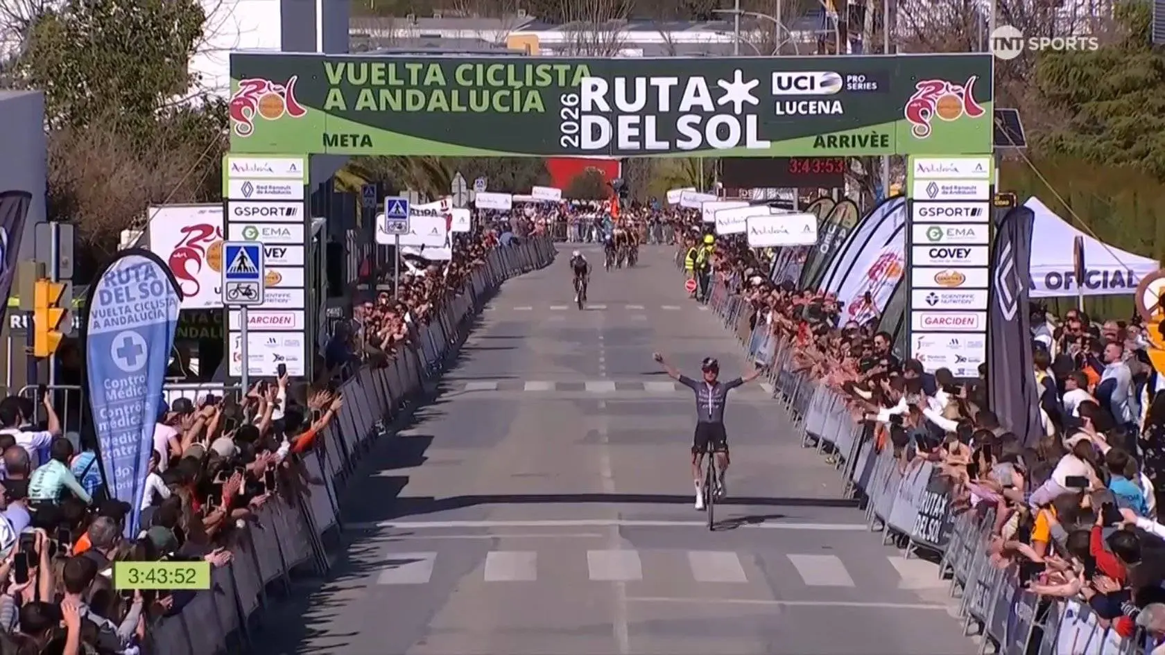 Tom Pidcock celebrates his victory on stage 5 of the Vuelta a Andalucia 2026